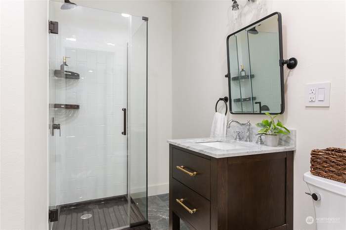 Traditional Modern Bedroom